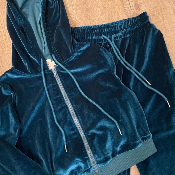 Princess Polly Karlie Set - Picture 4 of 4